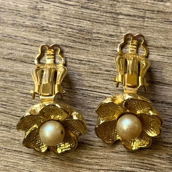 Vintage 50s gold tone floral - Picture 3 of 4